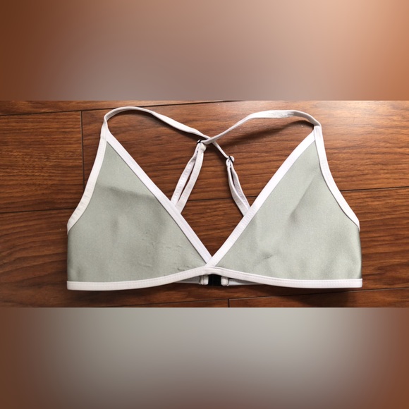 Hoaka Swimwear - Picture 4 of 11